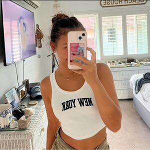 EUC worn once Zara white New York cropped top Sz L